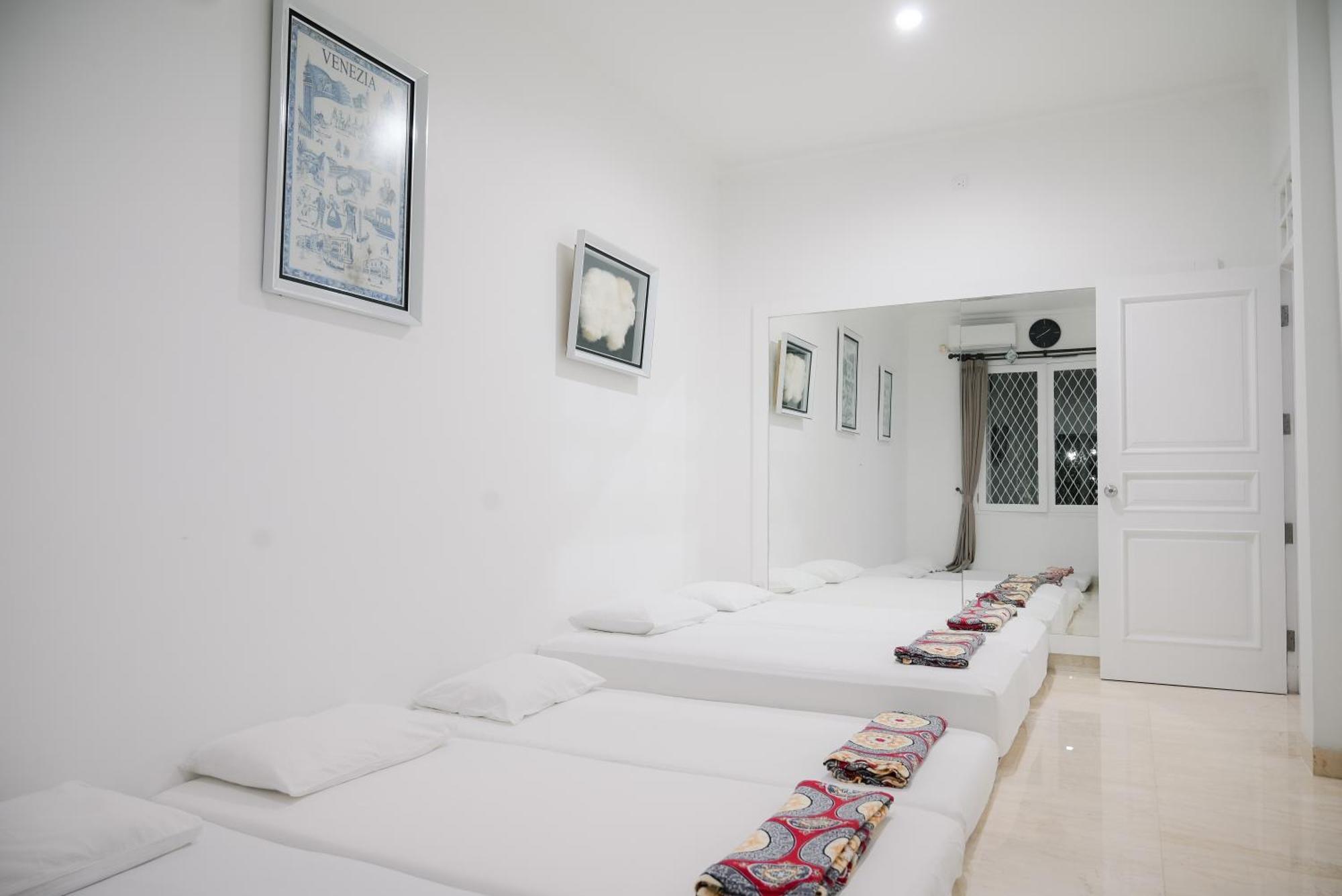Kirana Guest House Bogor Eksteriør billede