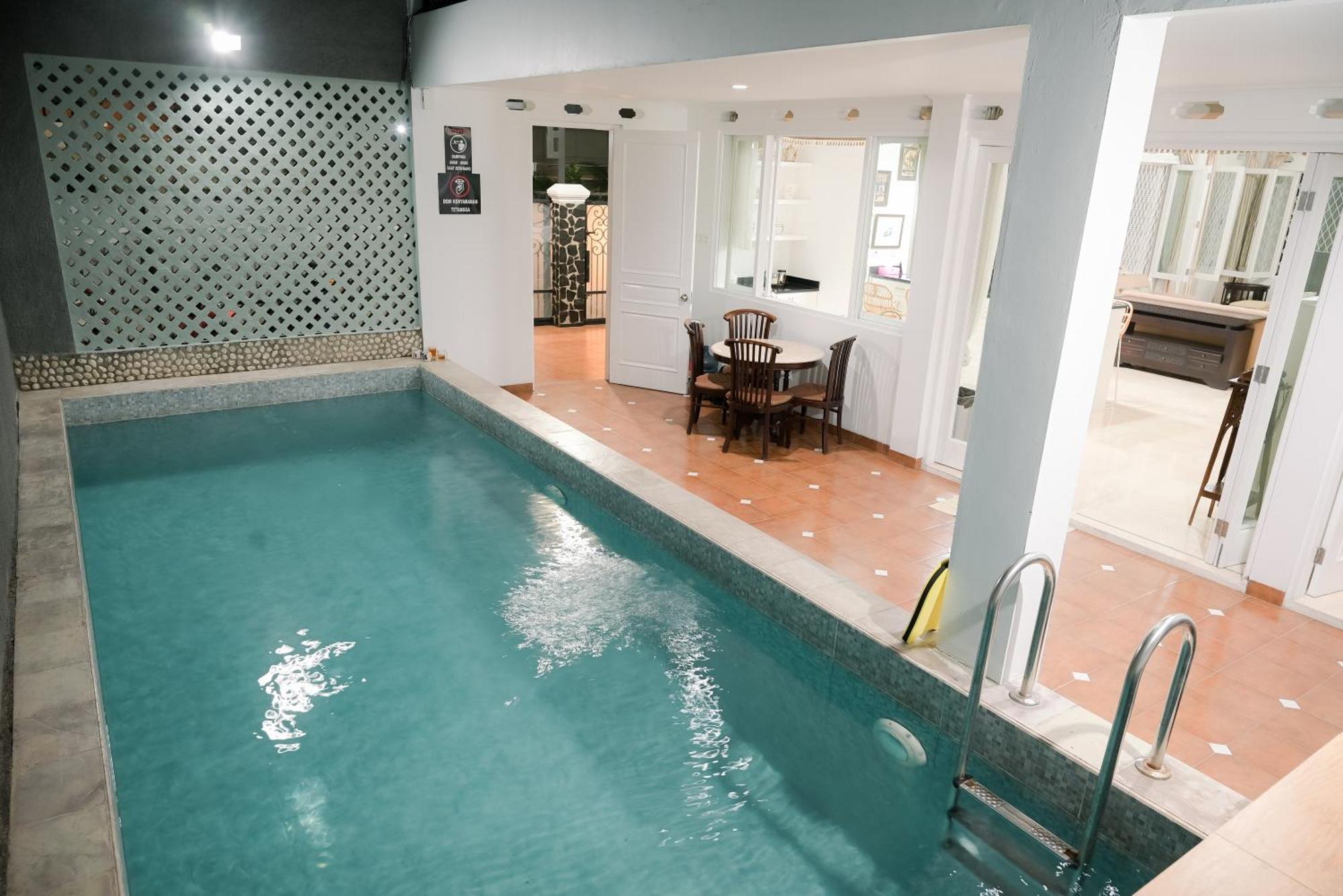 Kirana Guest House Bogor Eksteriør billede